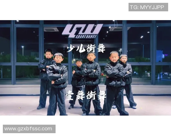 武汉街舞队耐力争议引发热议舞者们的坚持与挑战成焦点 武汉街舞队耐力争议引发热议舞者们的坚持与挑战成焦点